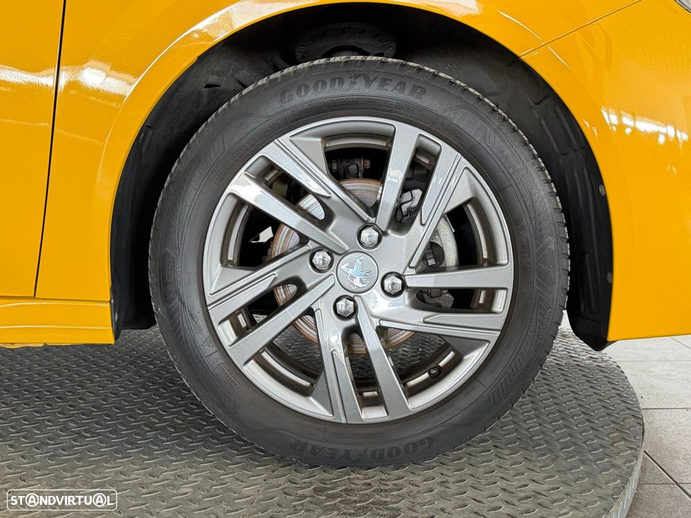 Peugeot 208 1.2 PureTech Active Pack - 3