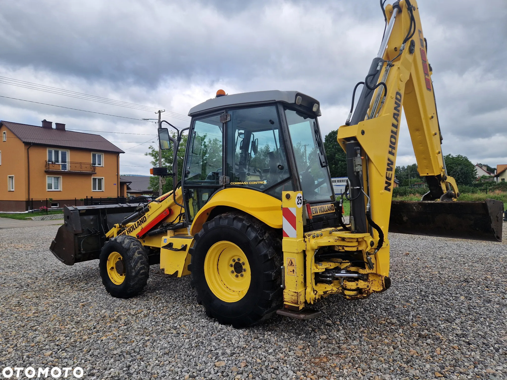 New Holland LB95B-4PT - 4
