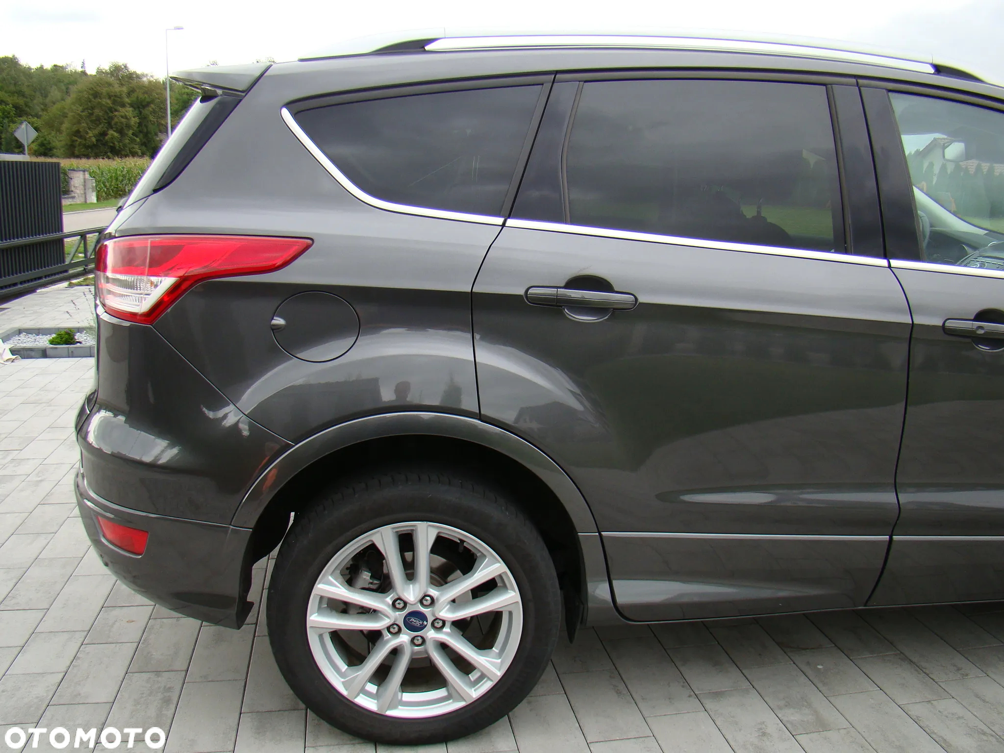 Ford Kuga 2.0 TDCi 4x4 Individual - 12