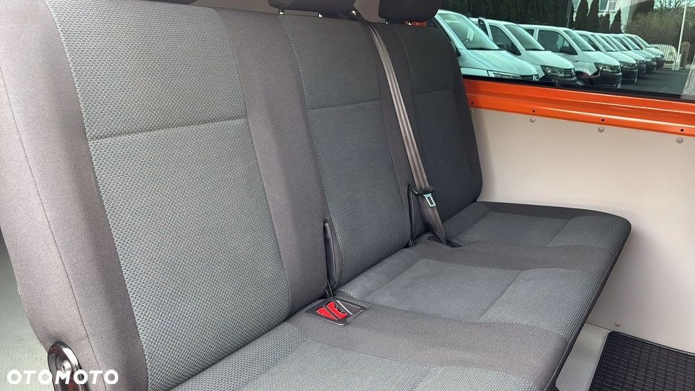 Volkswagen Transporter - 25