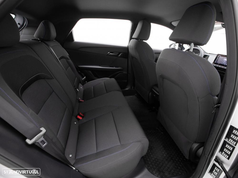 MG MG4 51 kWh Standard - 12