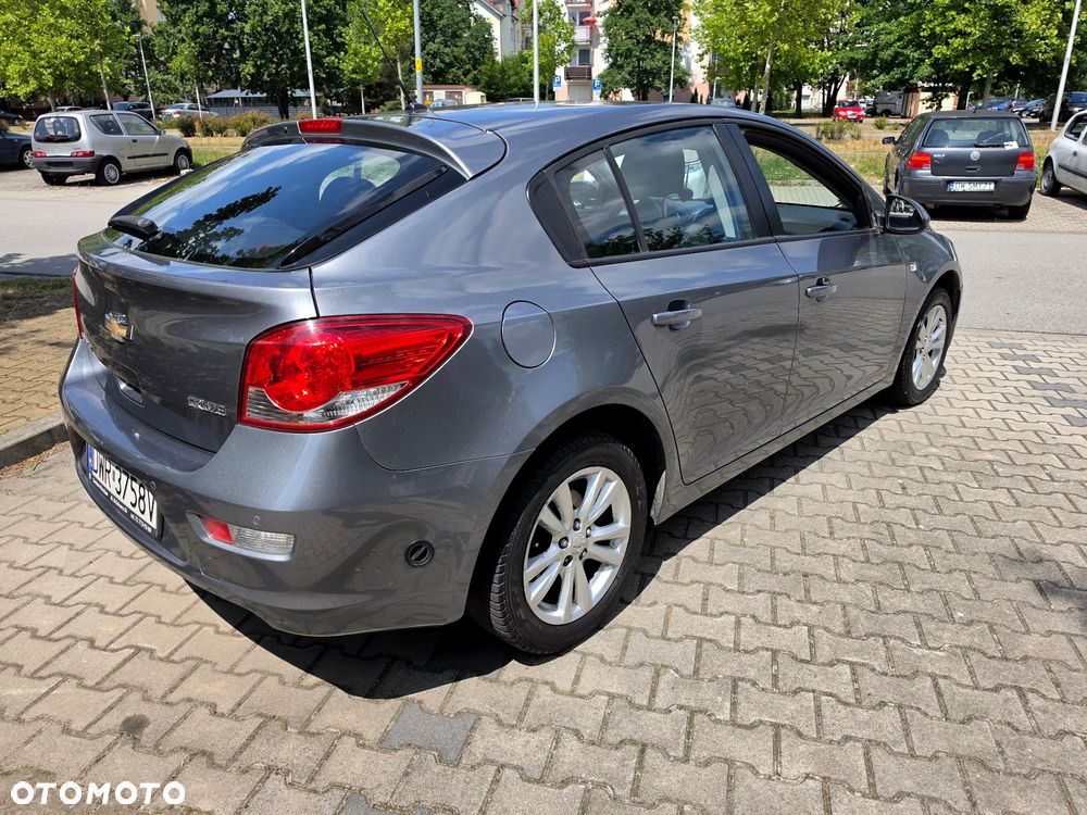 Chevrolet Cruze - 3