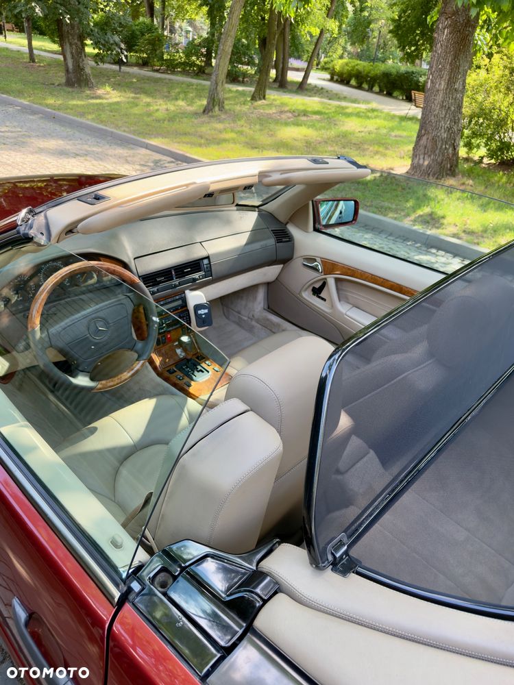 Mercedes-Benz SL - 19