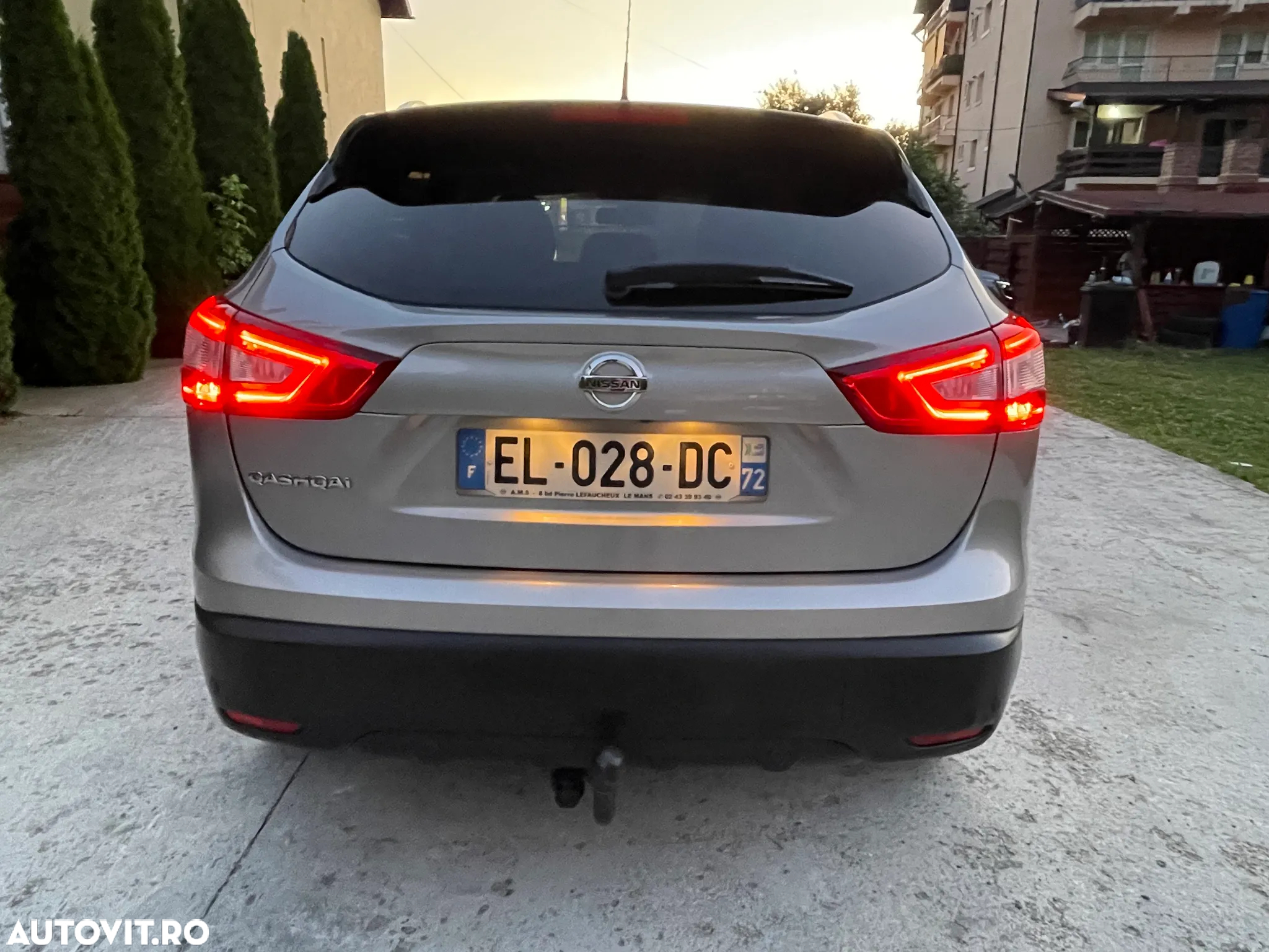 Nissan Qashqai 1.6 DCI Start/Stop X-TRONIC Tekna - 14