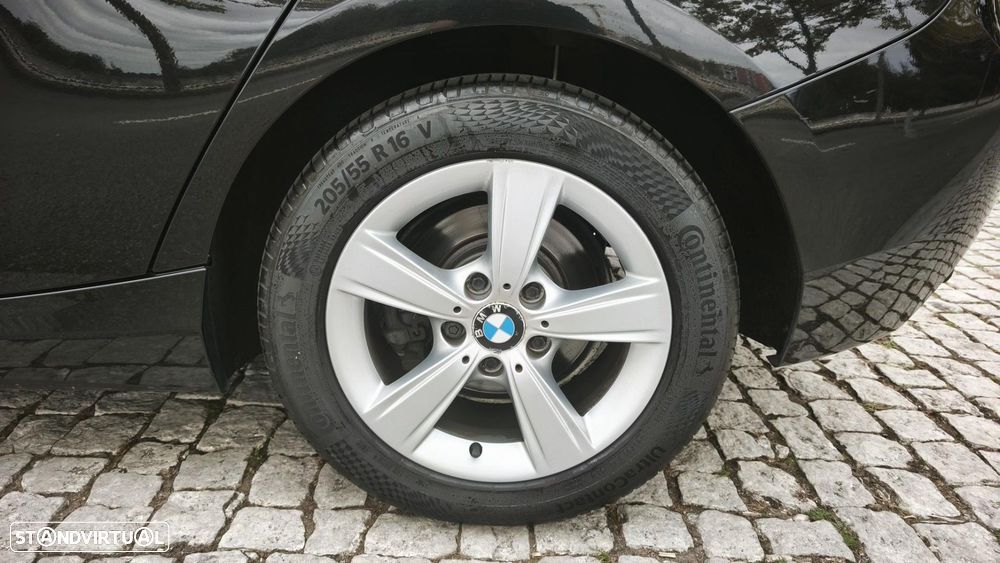 BMW 116 d EDynamics Line Sport - 29
