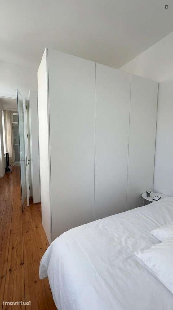 Apartamento com 1 quartos - localizado em Santo Ildefonso Porto - Grande imagem: 2/7