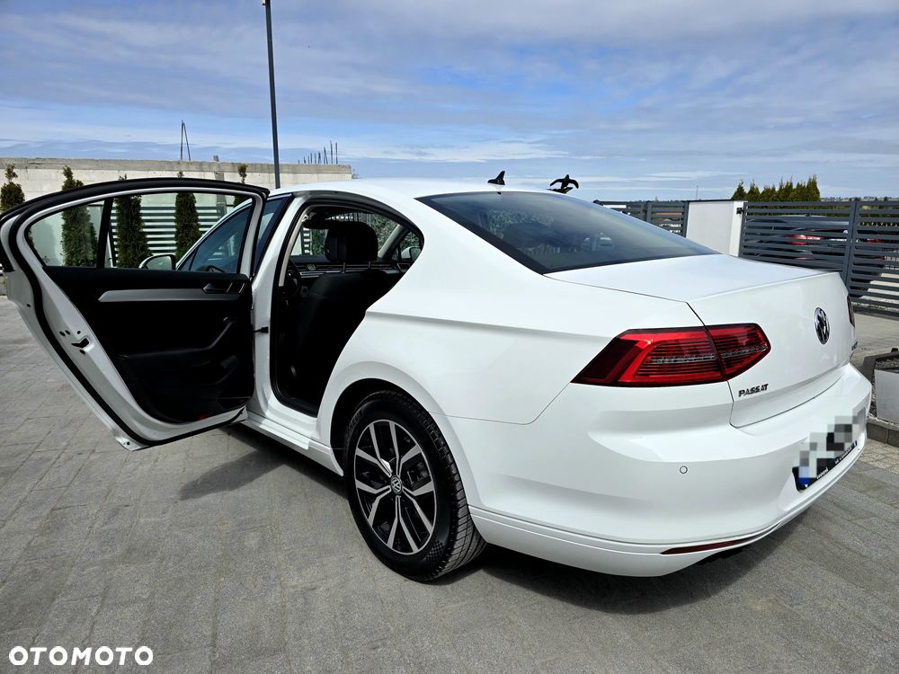 Volkswagen Passat 1.8 TSI BMT Highline DSG - 18