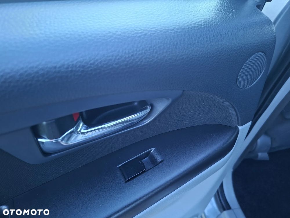 Suzuki SX4 - 21
