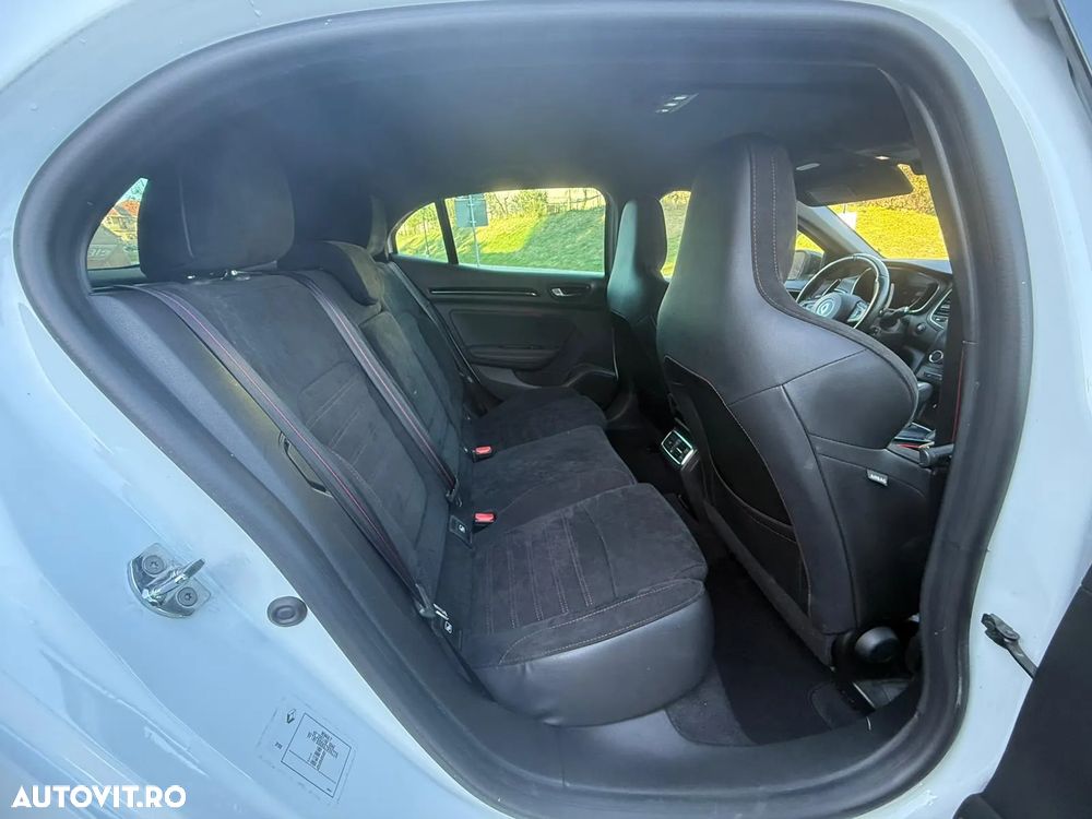 Renault Megane TCe GPF EDC RS - 15