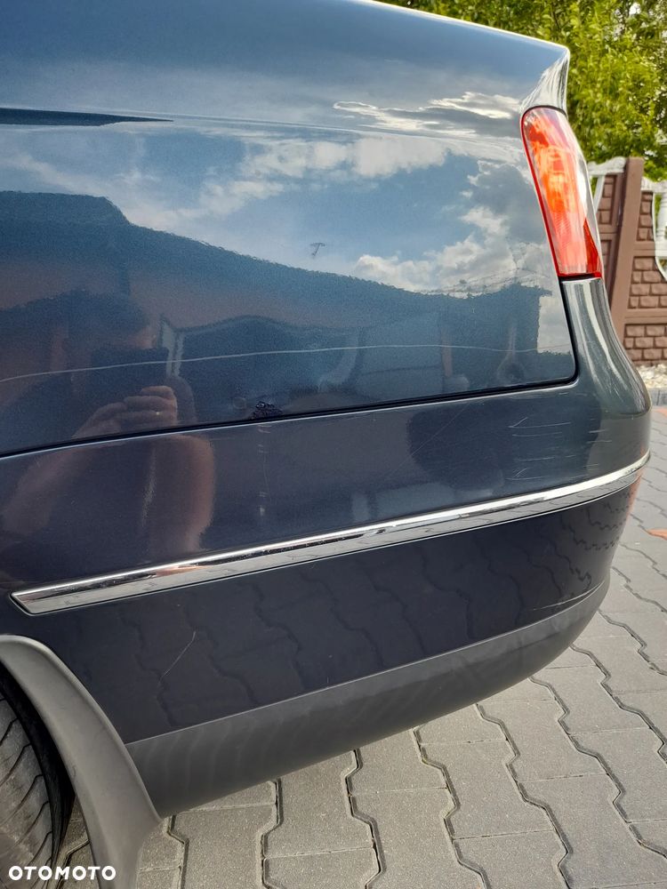 Volkswagen Passat 2.0 TDI DPF Comfortline - 11