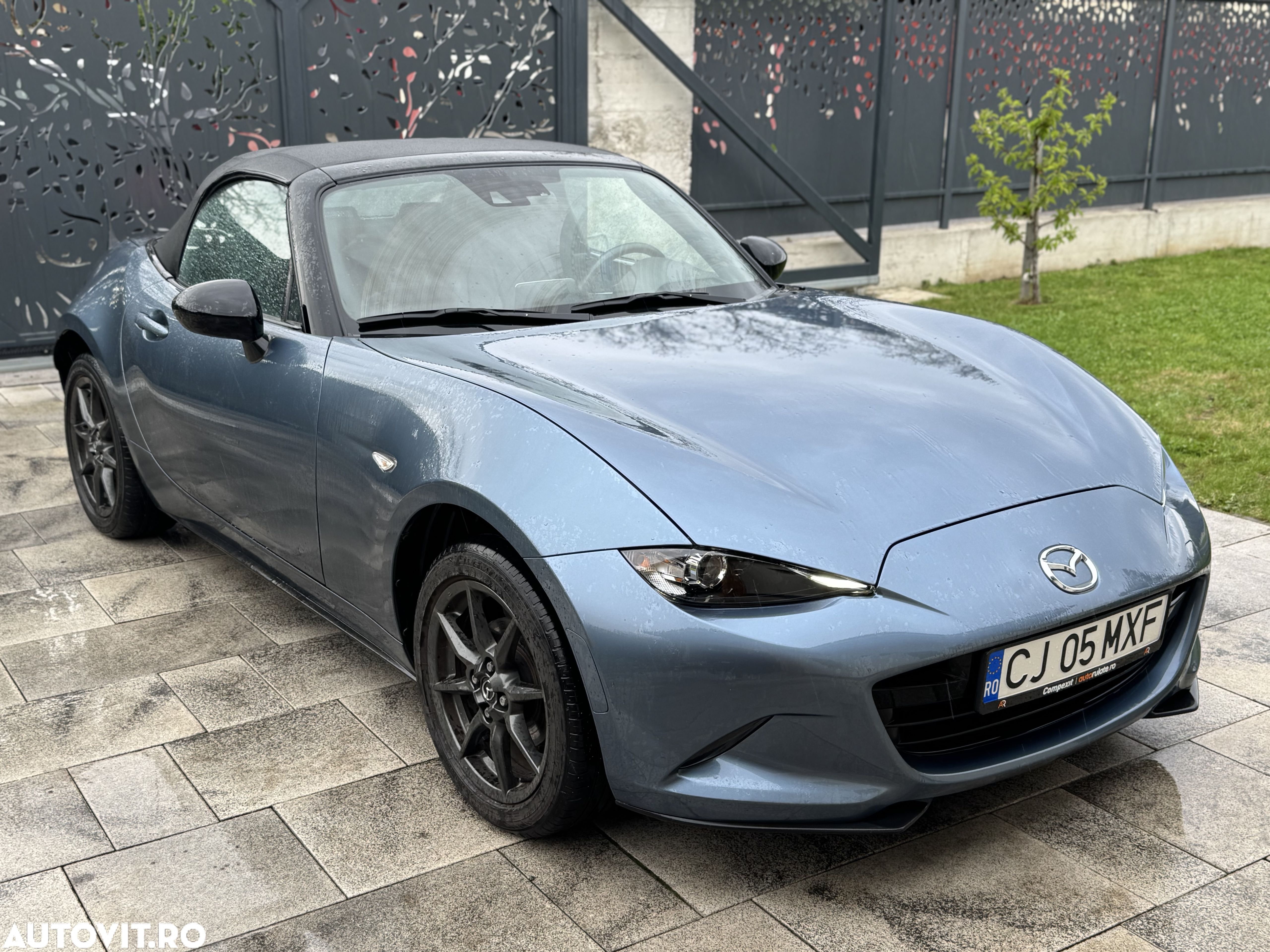 Mazda MX-5 G130 Emotion - 1