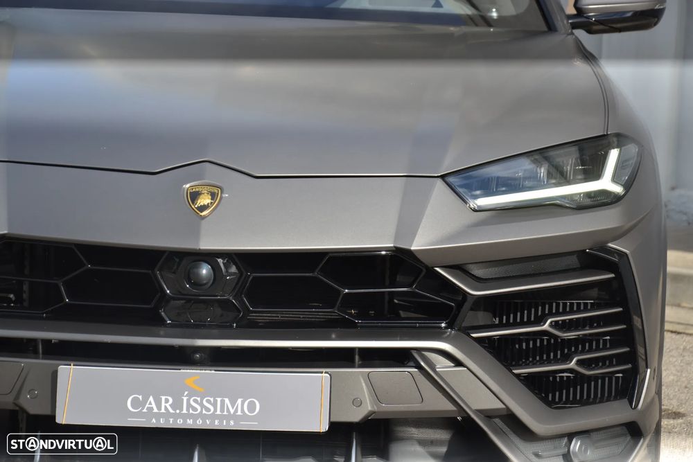 Lamborghini Urus 4.0 V8 - 12