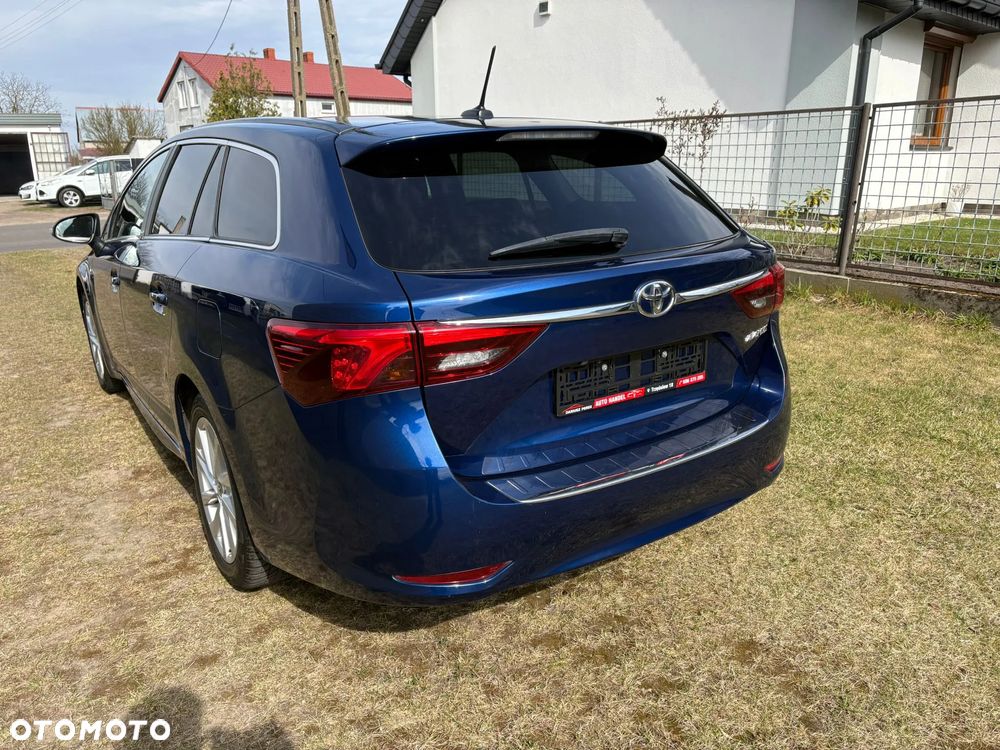Toyota Avensis Touring Sports 1.8 Edition S+ - 6