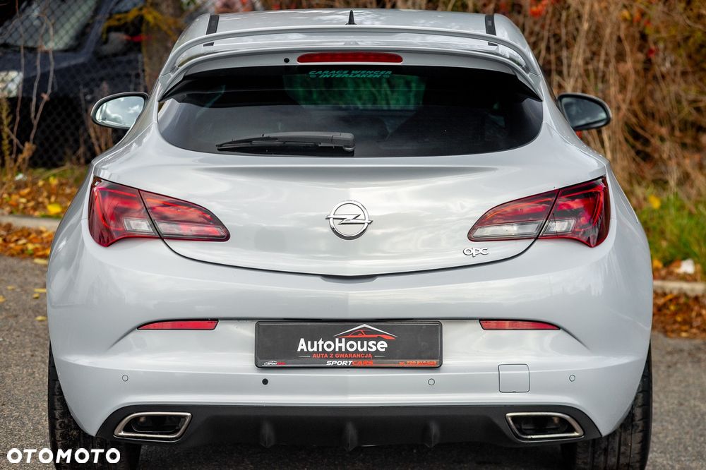 Opel Astra OPC Start/Stop - 11