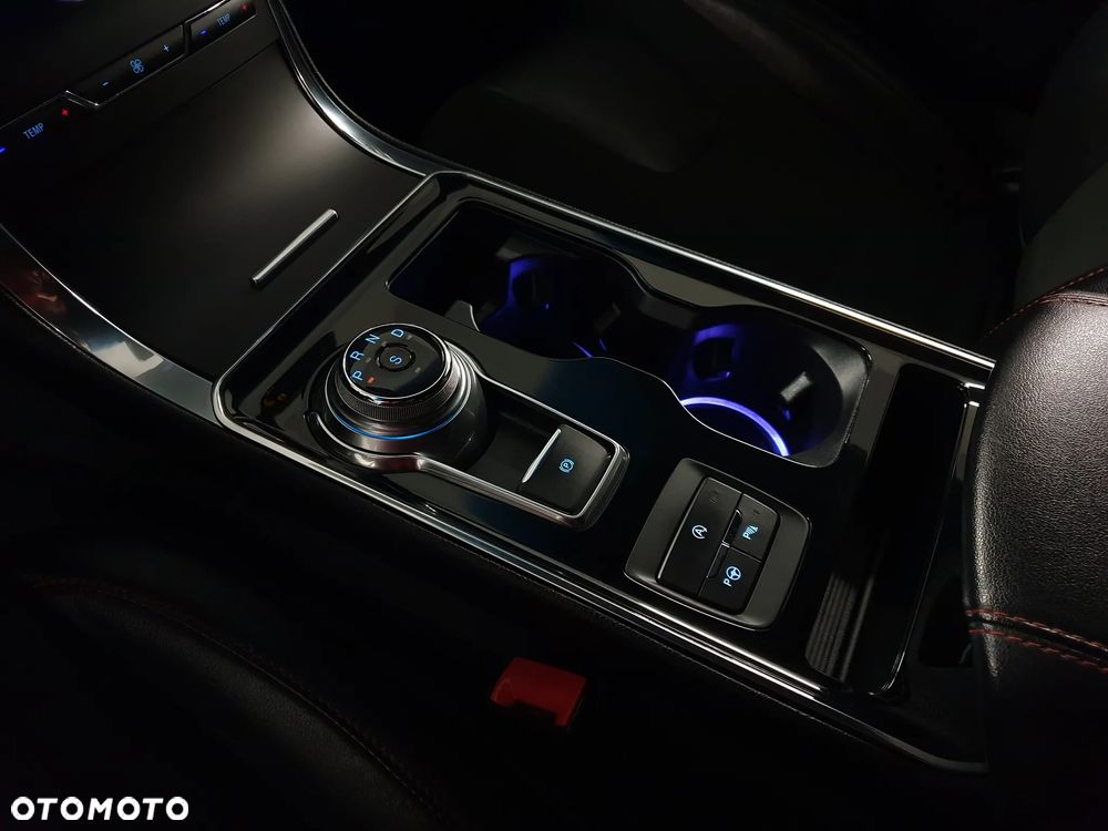 Ford Edge 2.0 EcoBlue Bi-Turbo 4x4 ST-LINE - 33