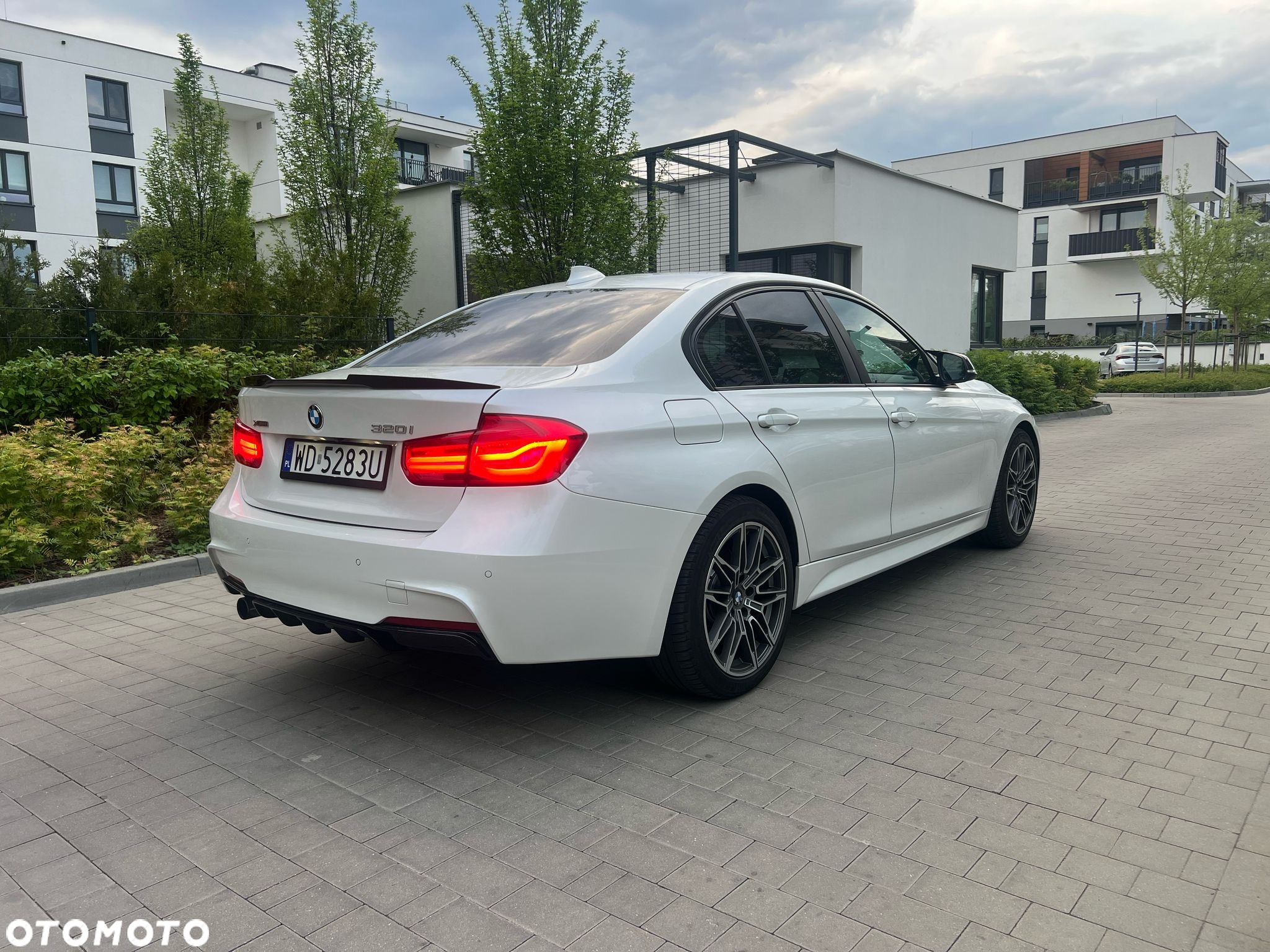BMW Seria 3 320i - 6