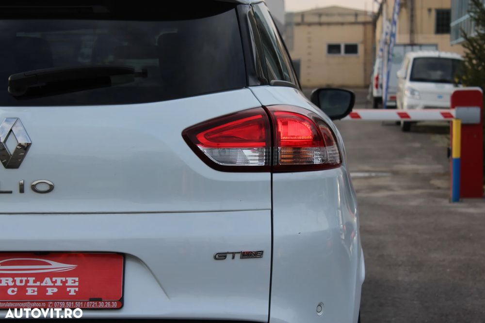 Renault Clio - 10