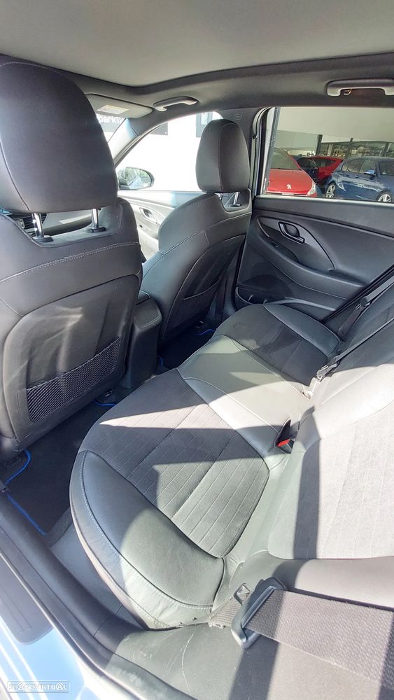 Hyundai i30 N 2.0 T-GDi Performance Pack - 13
