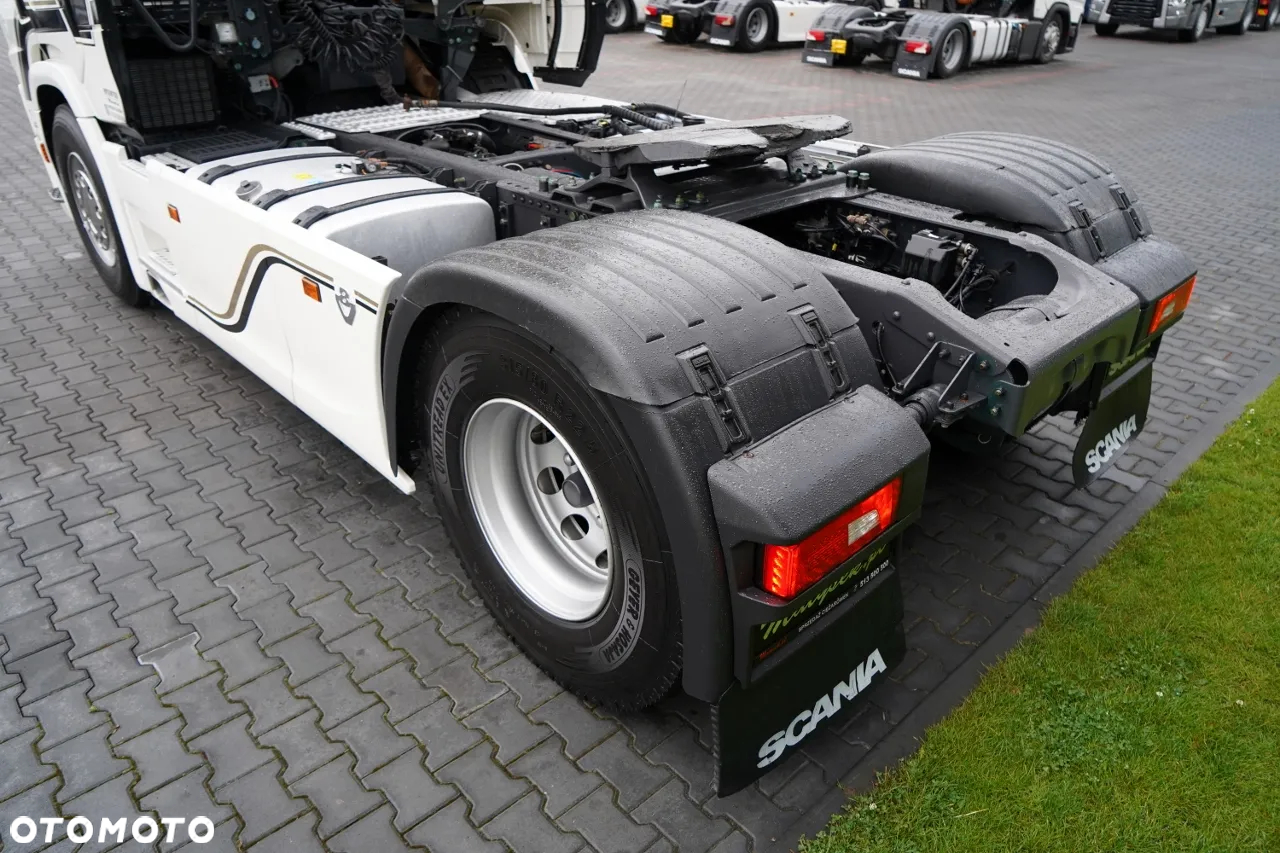 Scania R 520 / V8 / HYDRAULIKA / RETARDER / KLIMA POSTOJOWA  / CAŁA NA PODUSZKACH  / OPONY 100% /  PO KONTRAKCIE SERWISOWYM / SPROWADZONY - 13