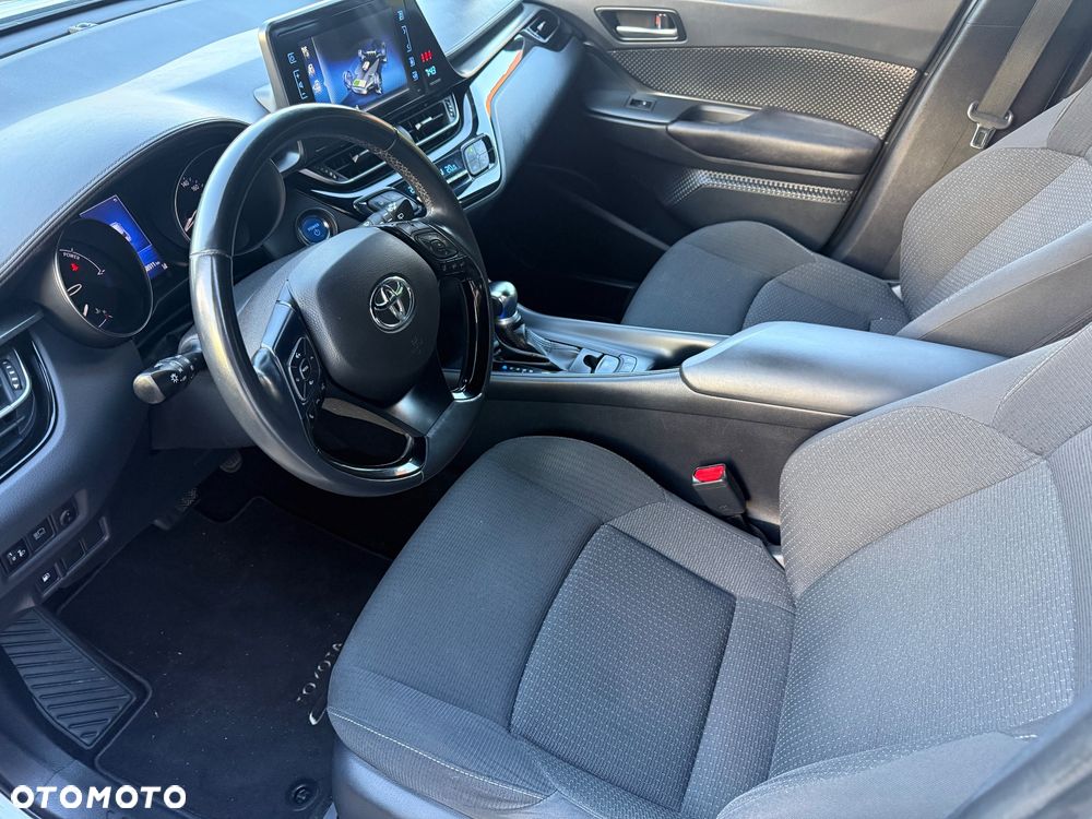 Toyota C-HR - 14