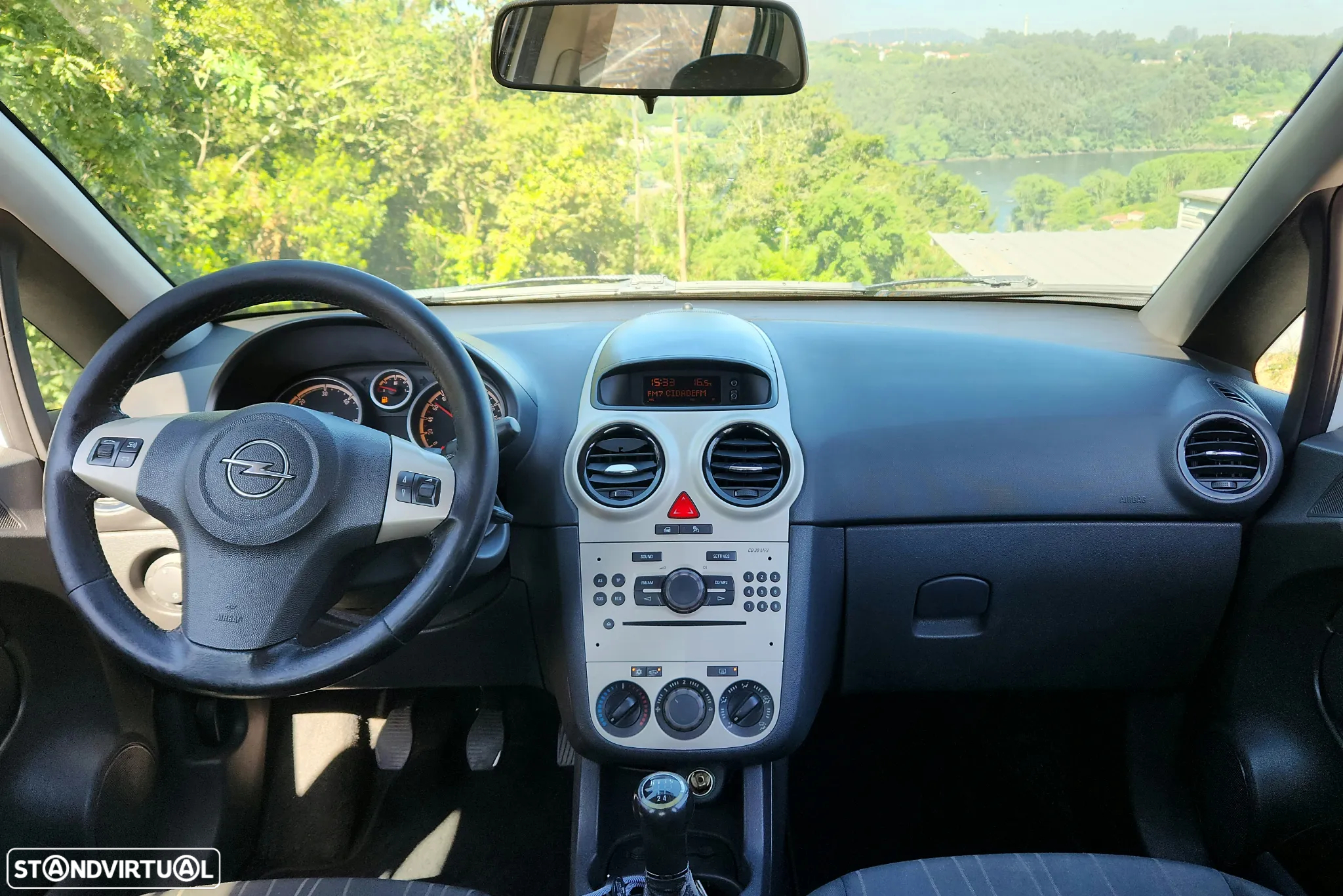 Opel Corsa 1.3 CDTi Enjoy EcoFLEX - 5