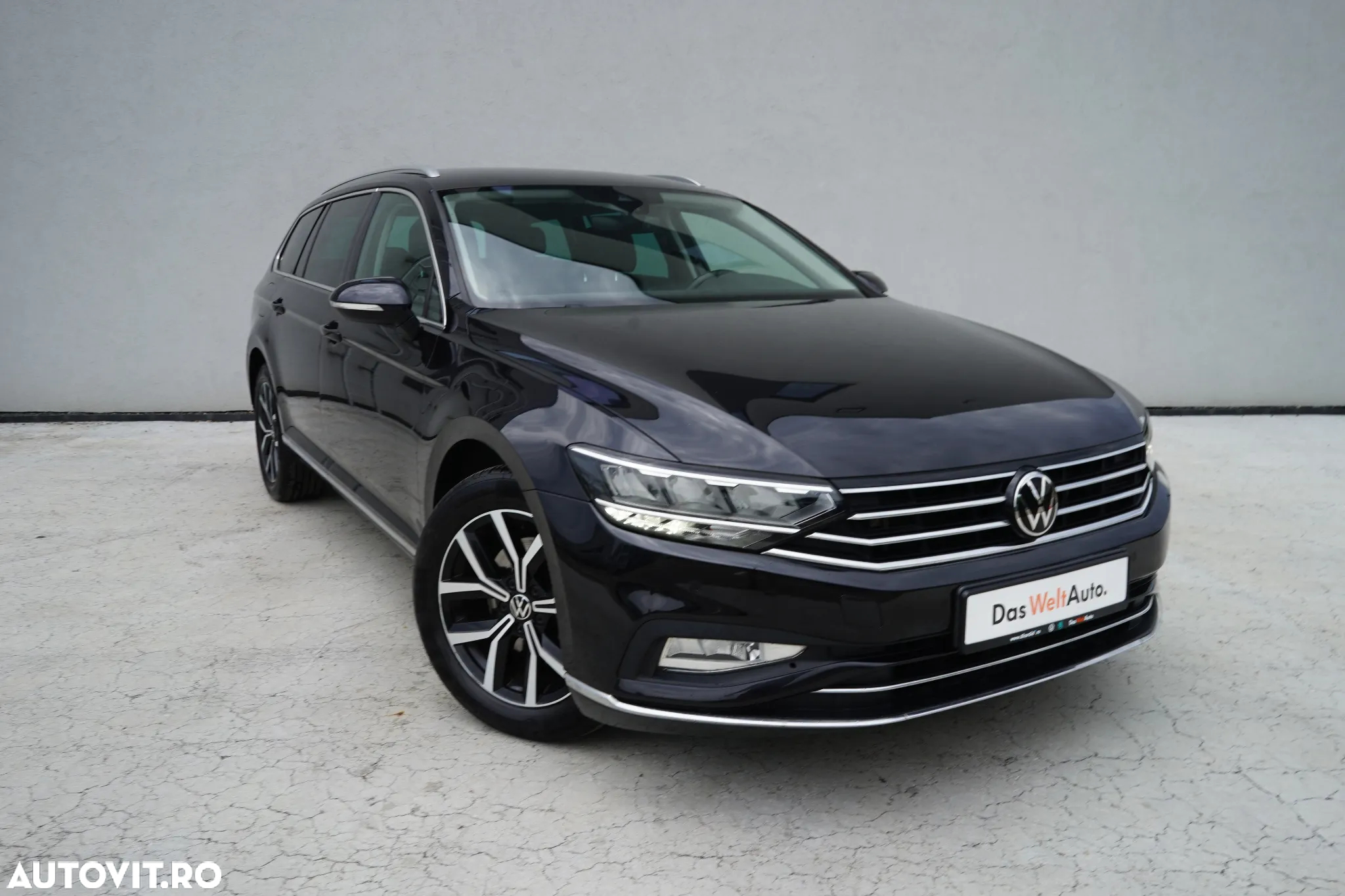 Volkswagen Passat Variant 2.0 TDI 4Mot DSG Highline - 8