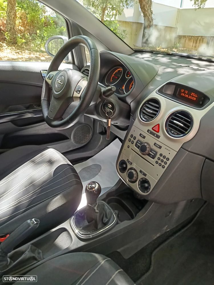 Opel Corsa - 14