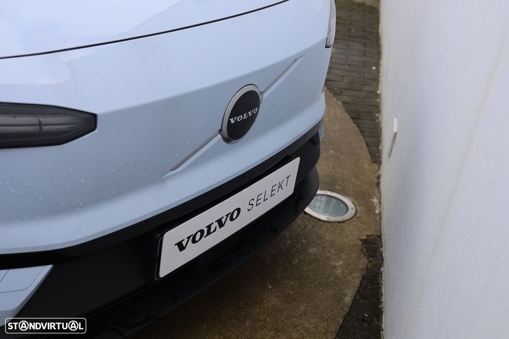 Volvo EX30 51 kWh Single Motor Plus - 35