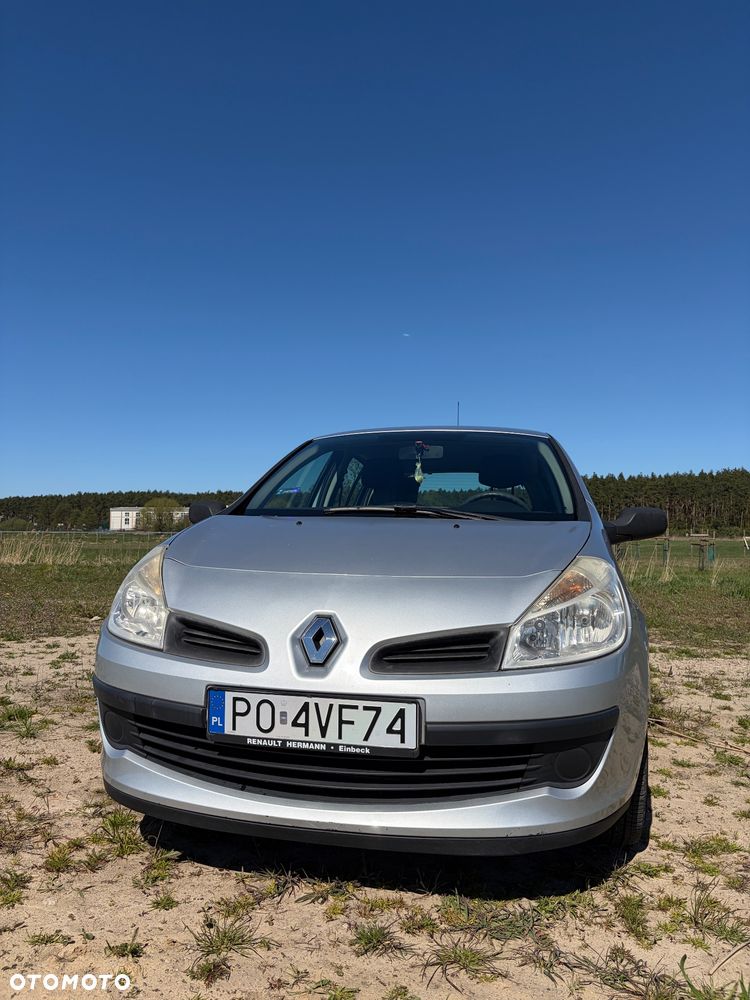 Renault Clio - 14