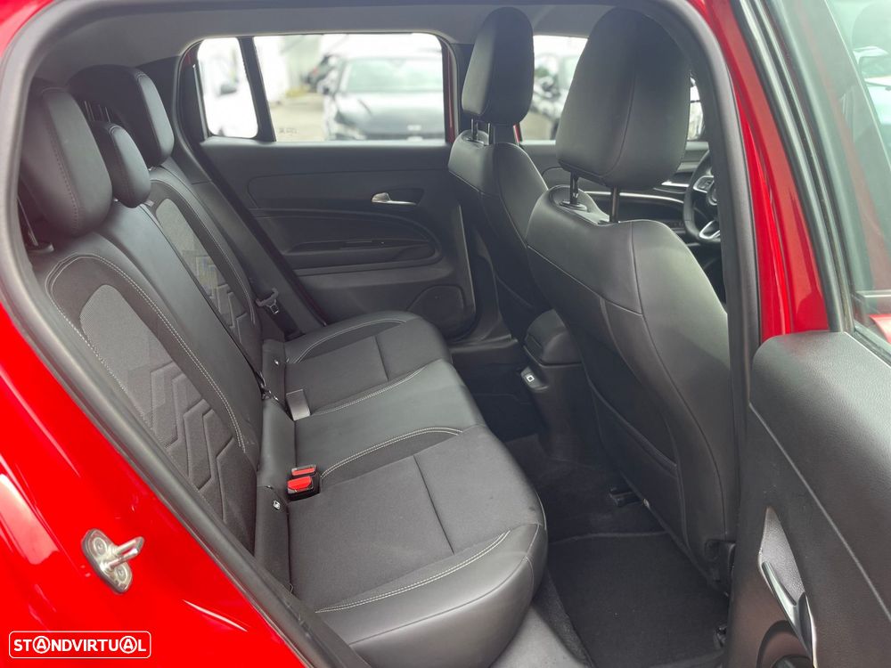 Jeep Avenger 1.2 GSE T3 Altitude - 31