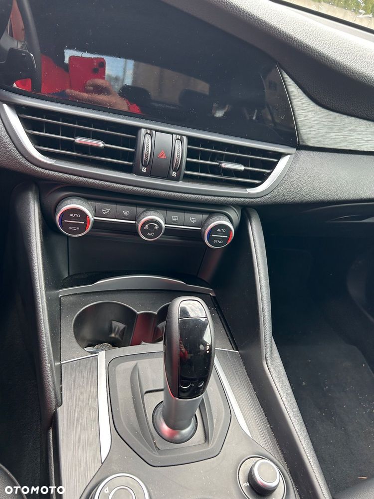 Alfa Romeo Giulia 2.0 Turbo Super - 25