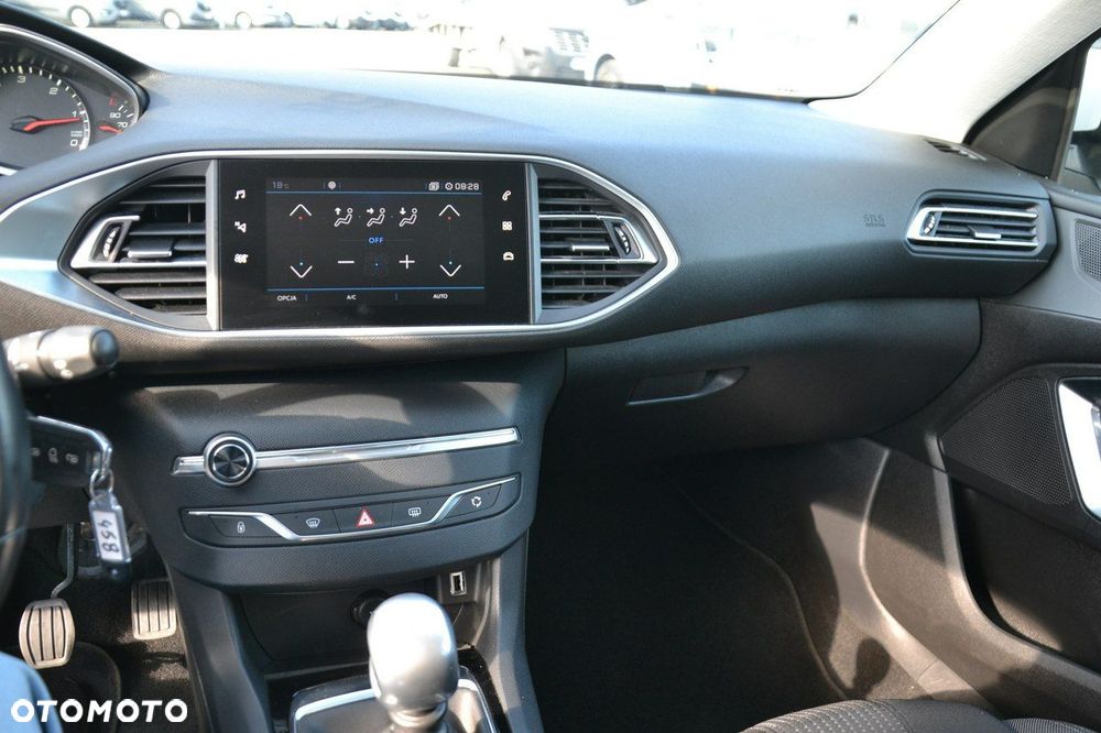 Peugeot 308 - 10