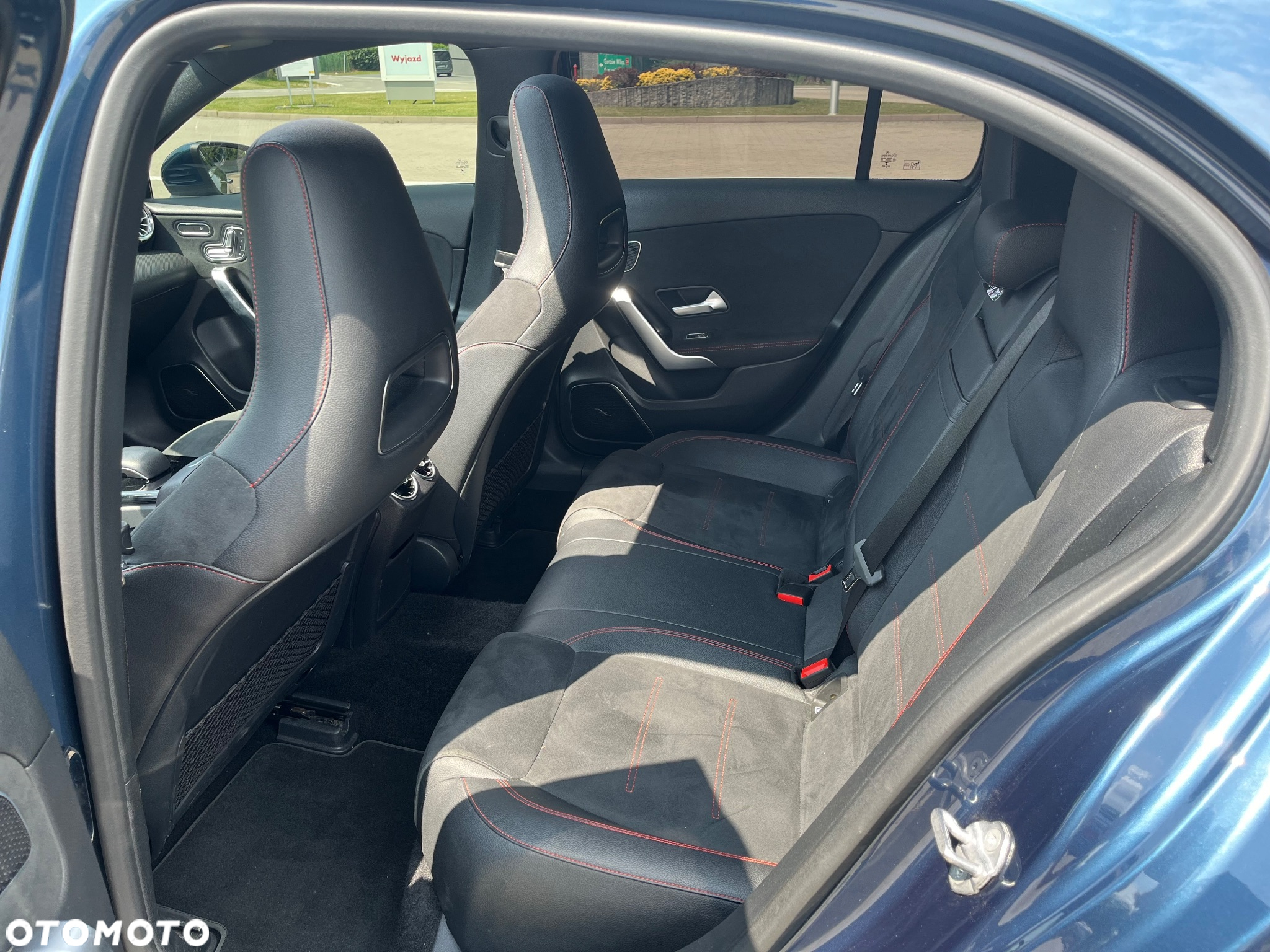 Mercedes-Benz Klasa A 250 AMG Line 7G-DCT - 14