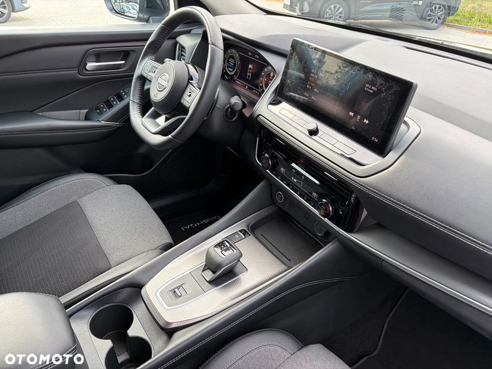 Nissan Qashqai 1.3 DIG-T MHEV N-Connecta Xtronic - 13