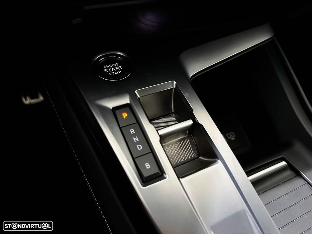 Peugeot 408 1.6 Hybrid GT e-EAT8 - 46