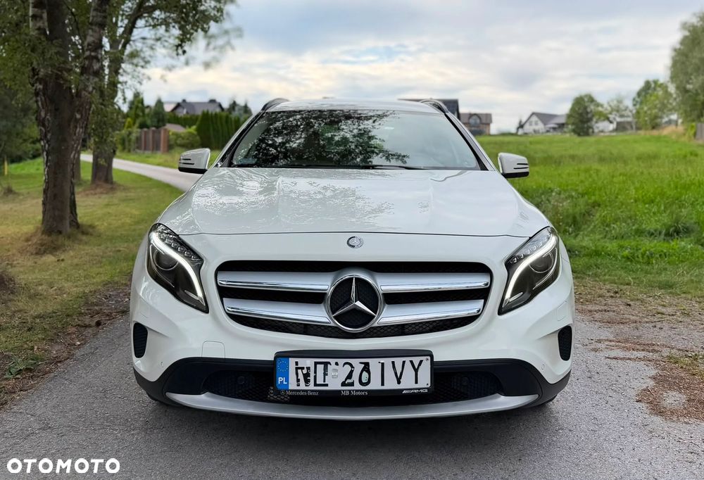 Mercedes-Benz GLA 200 7G-DCT Style - 3