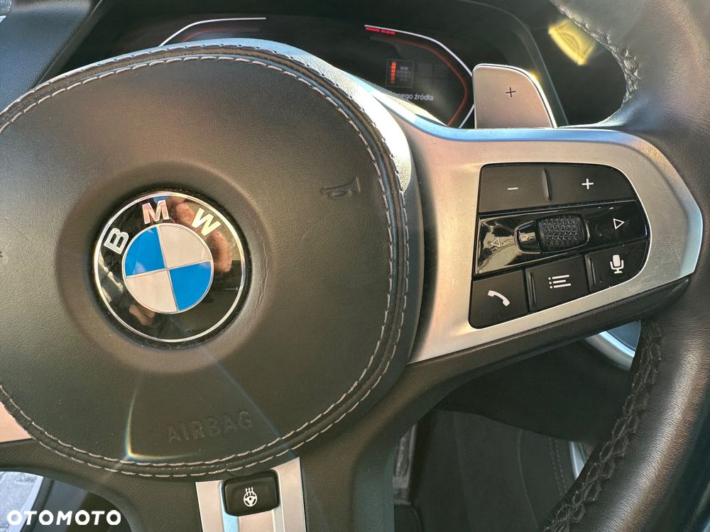 BMW X5 xDrive40i - 18