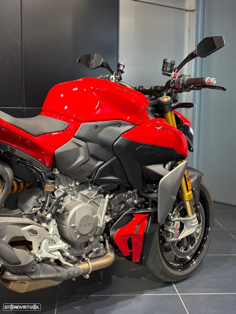 Ducati Streetfighter V2 S - 5