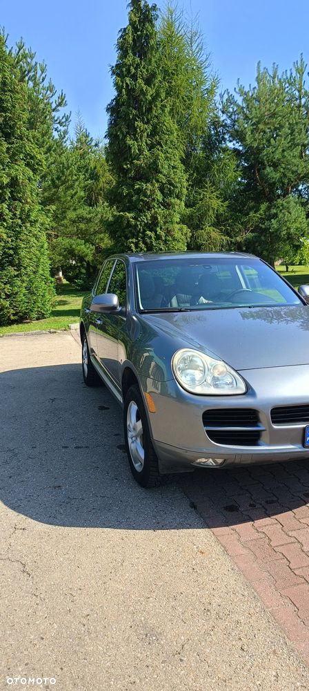 Porsche Cayenne - 5