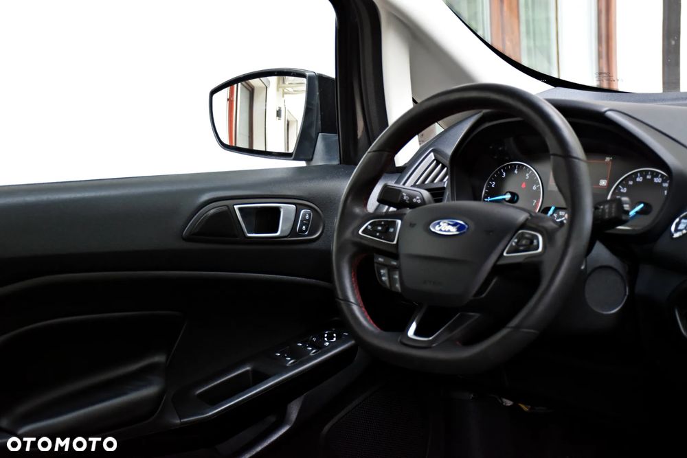 Ford EcoSport - 35