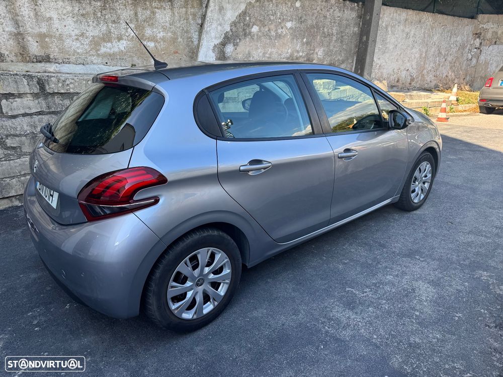 Peugeot 208 1.2 PureTech Active - 7