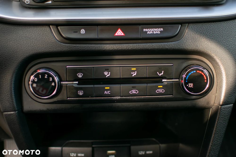 Kia Ceed - 20