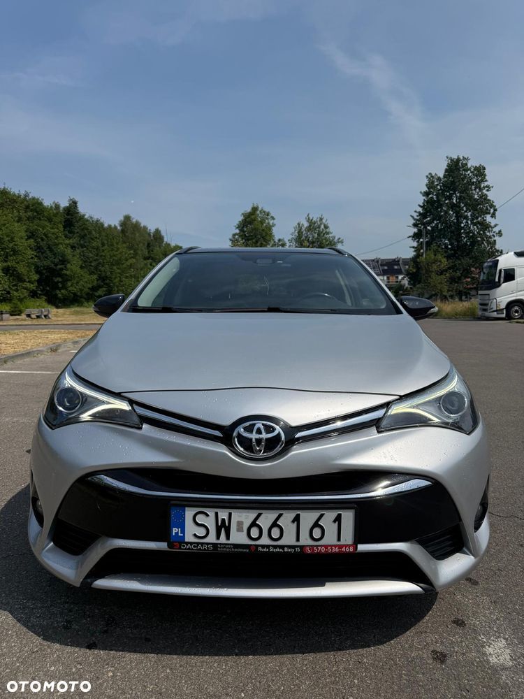 Toyota Avensis 1.8 Prestige MS - 4