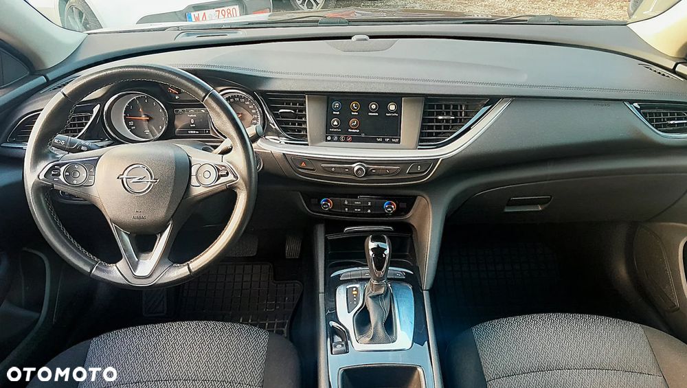 Opel Insignia 1.5 T Innovation S&S - 8