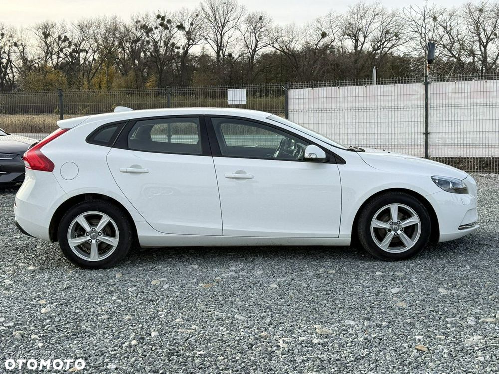 Volvo V40 - 10