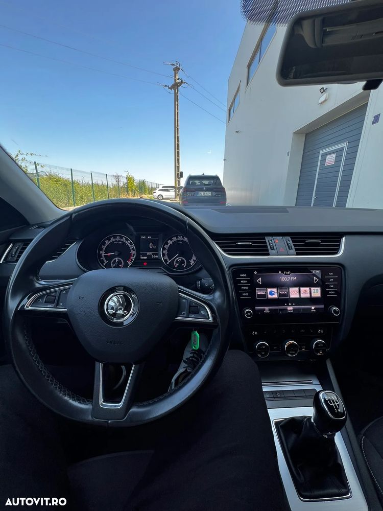 SKODA Octavia 2017 — imagine 9