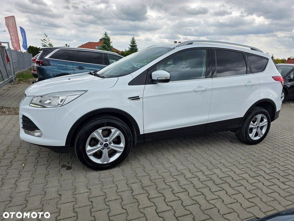 Ford Kuga 2.0 TDCi 2x4 Titanium - 17