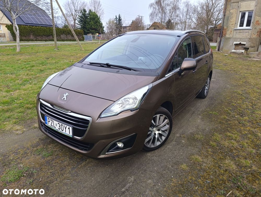 Peugeot 5008 - 1