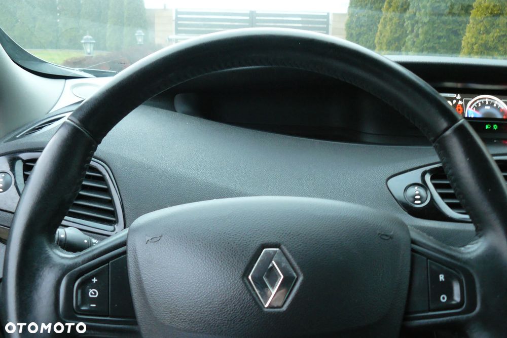 Renault Scenic dCi 110 EDC Dynamique - 22