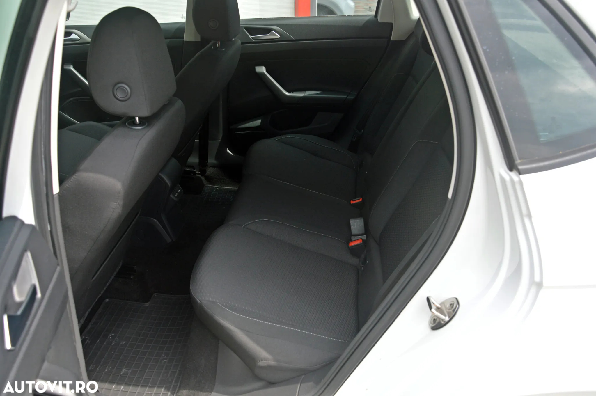Volkswagen Polo 1.6 TDI Comfortline - 22